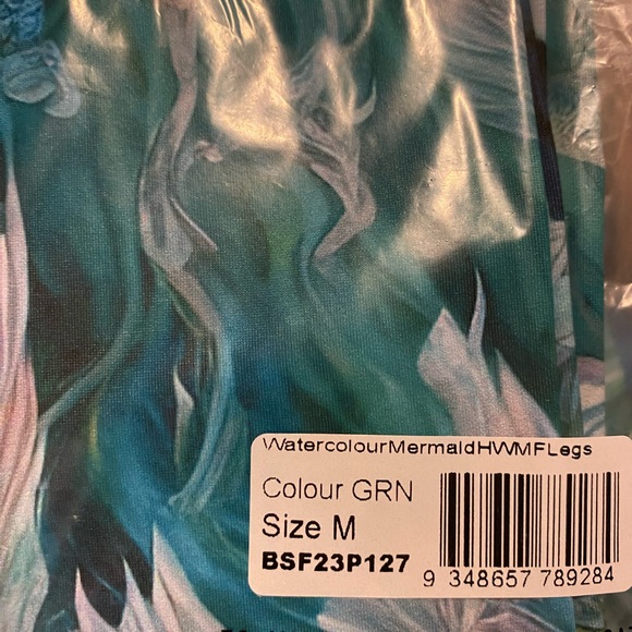 Blackmilk “MERMAID HWMF LEGGINGS - LIMITED” Size Medium M NWT - Picture 12 of 13